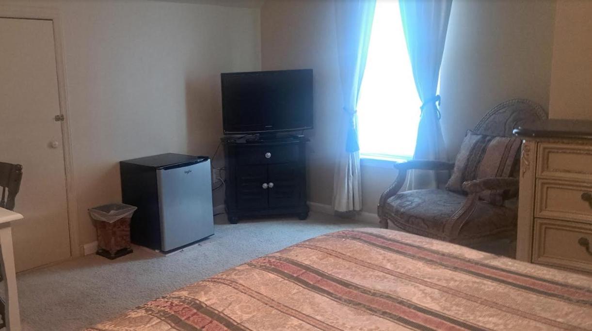 Chiky Sanctuary Apartment Raleigh Exterior photo